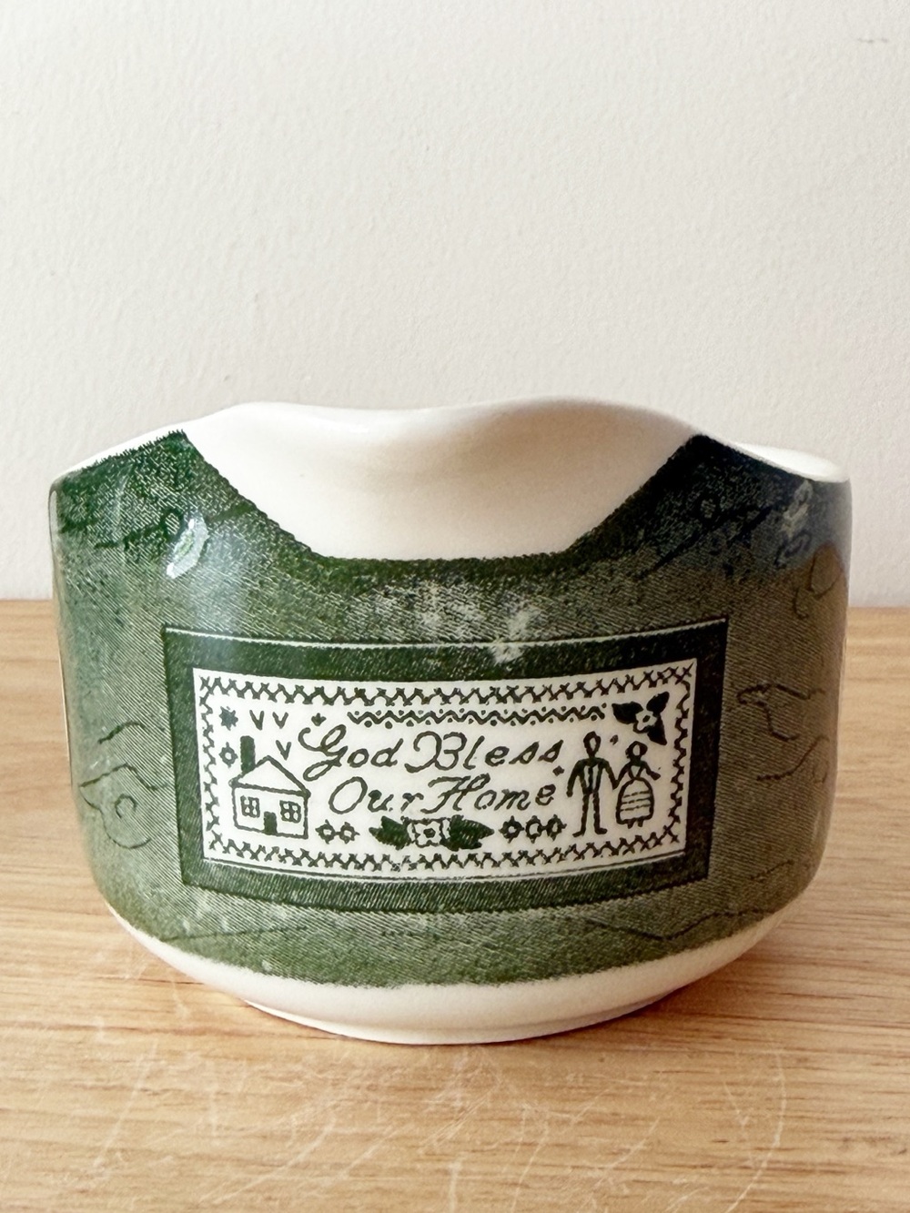 Vintage Royal China Colonial Green Sugar Bowl with Lid and Creamer Set - Picture 6 of 15